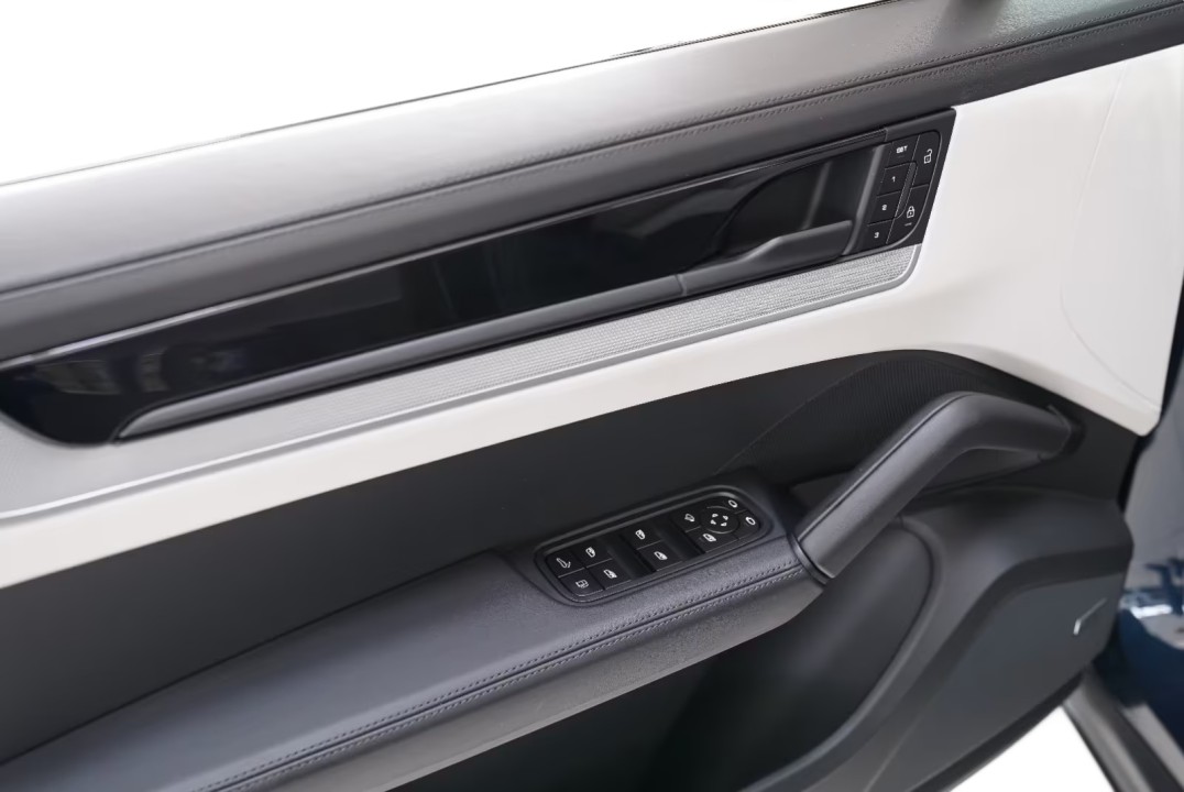 Porsche Cayenne E-Hybrid - foto 14