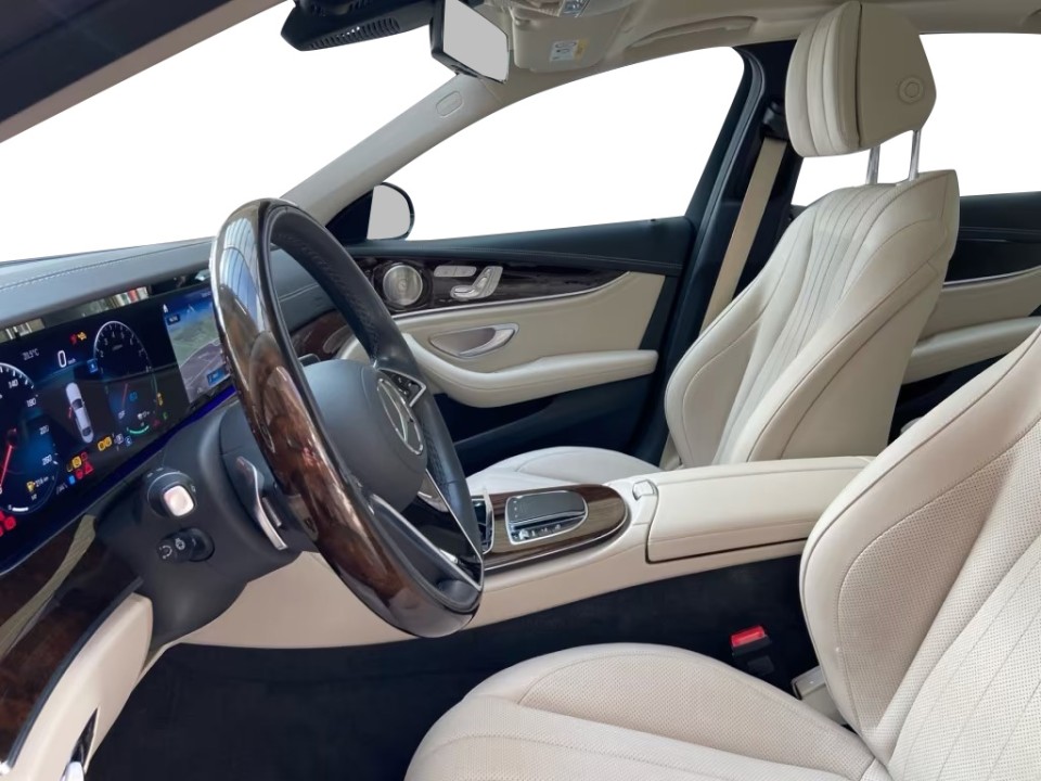 Mercedes-Benz E 300e AMG Line - foto 8