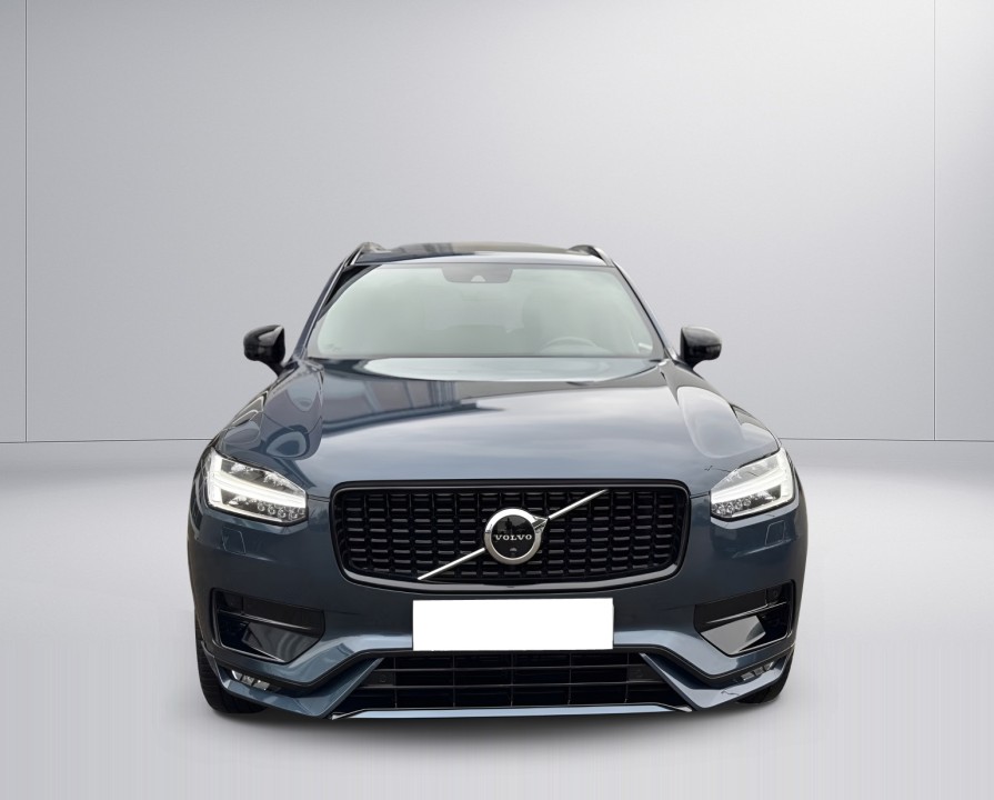 Volvo XC 90 B5 AWD R-Design (2)