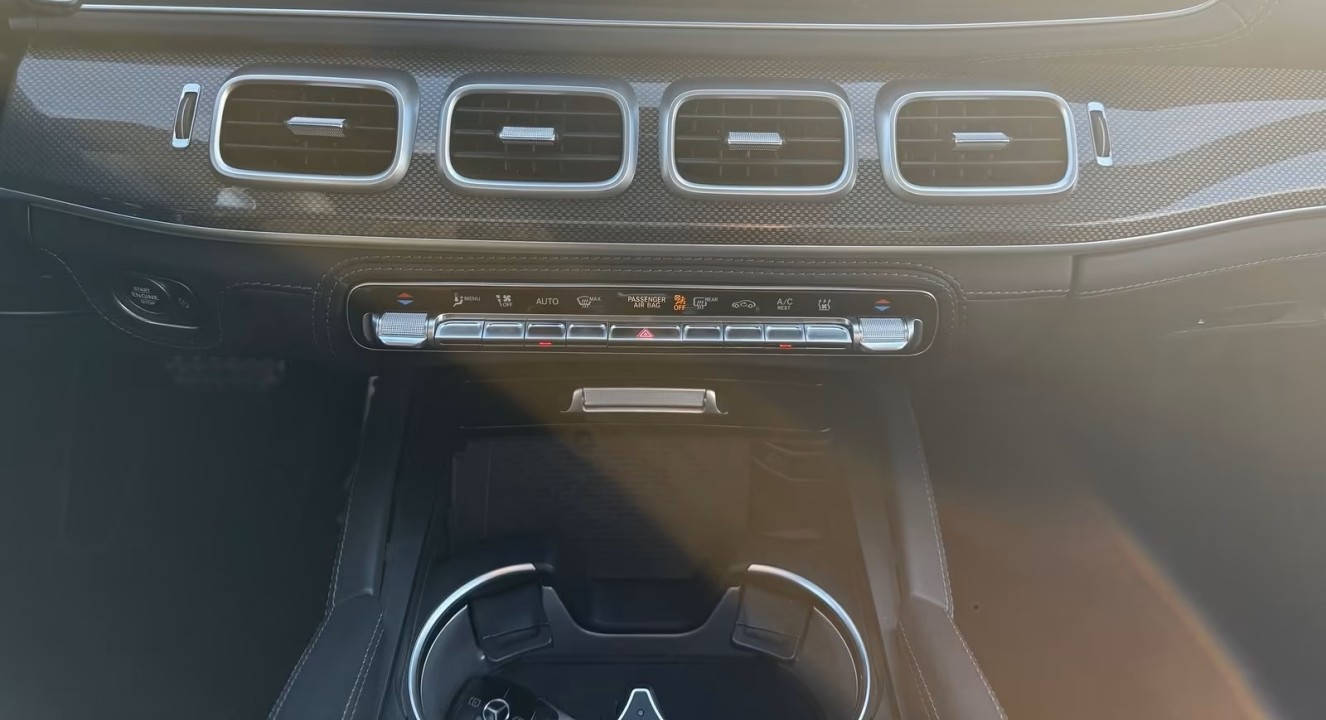 Mercedes-Benz GLE Coupé Mercedes-Benz GLE Coupe AMG 53 4MATIC+ - foto 17