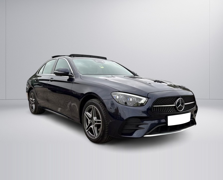 Mercedes-Benz E 300e 4MATIC