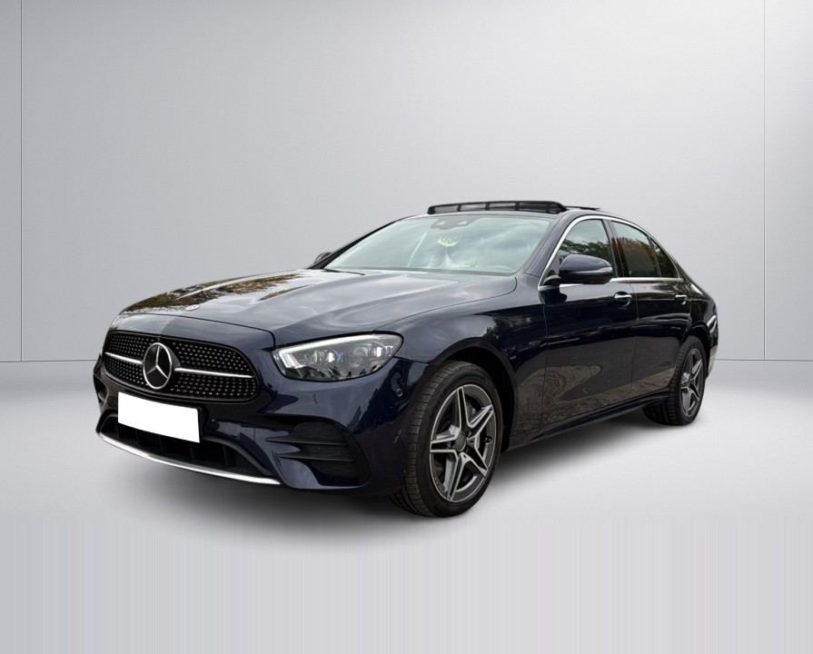 Mercedes-Benz E 300e 4MATIC (4)