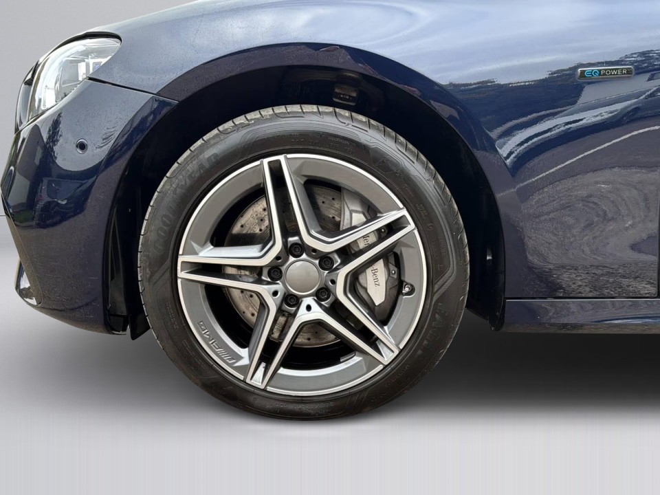 Mercedes-Benz E 300e 4MATIC - foto 14