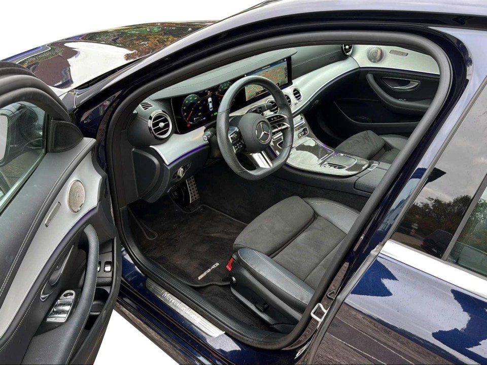 Mercedes-Benz E 300e 4MATIC - foto 6