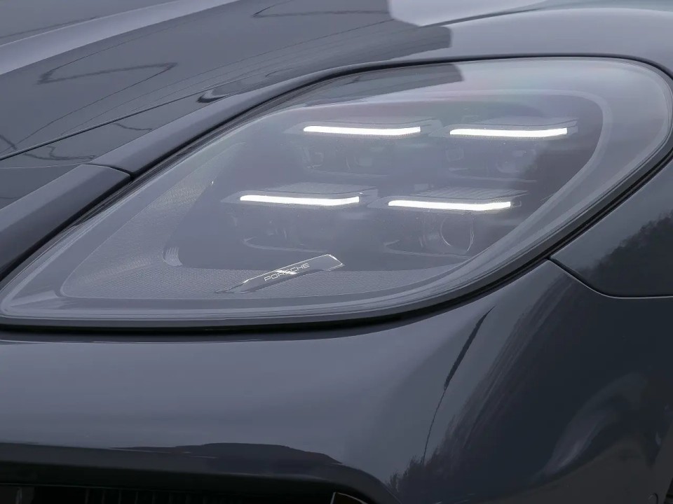 Porsche Panamera GTS - foto 24