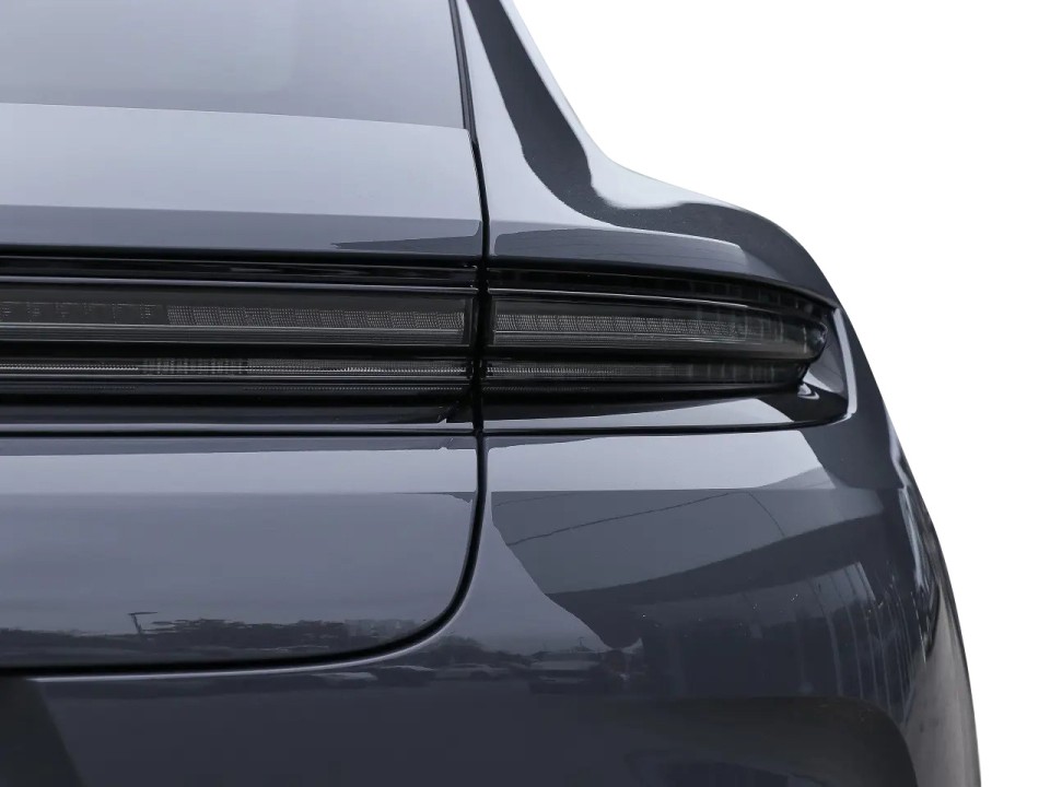 Porsche Panamera GTS - foto 25