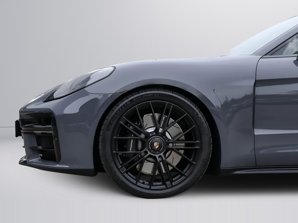 Porsche Panamera GTS - foto 27