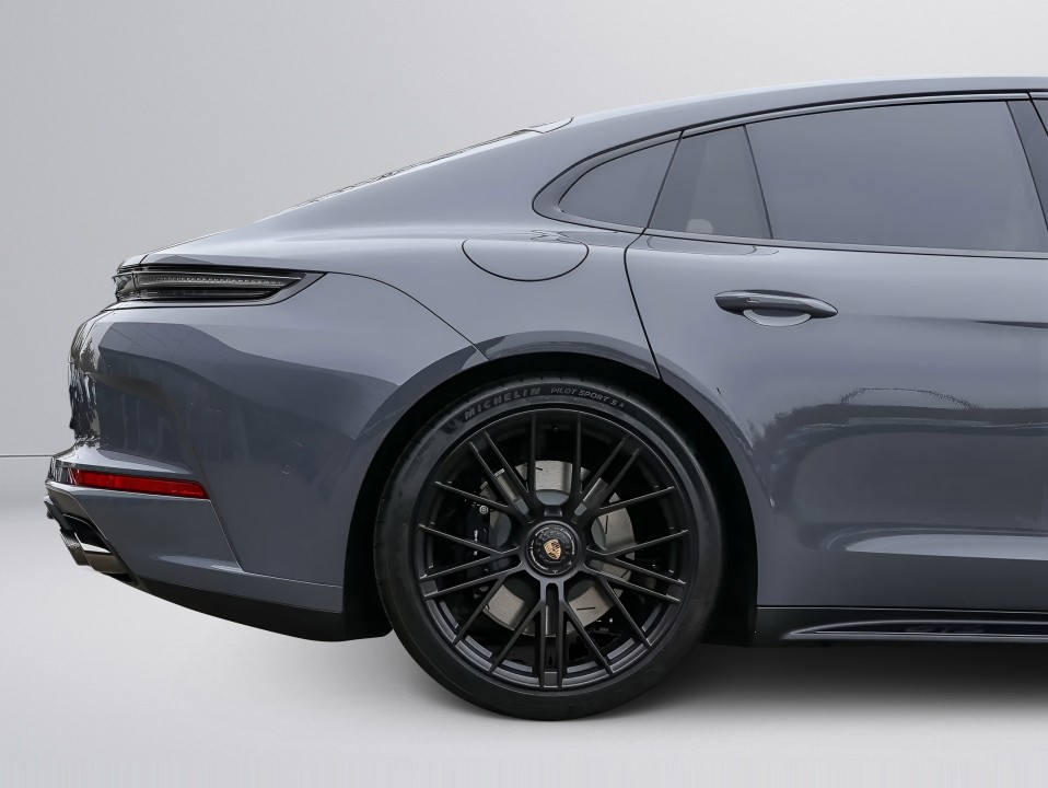 Porsche Panamera GTS - foto 29