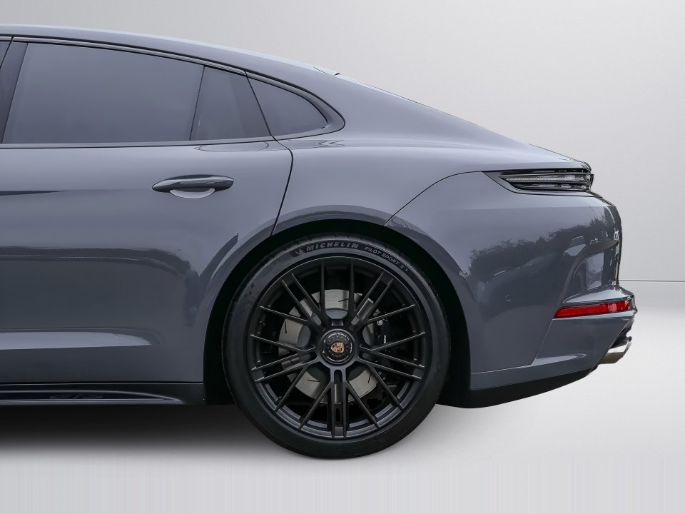 Porsche Panamera GTS - foto 30