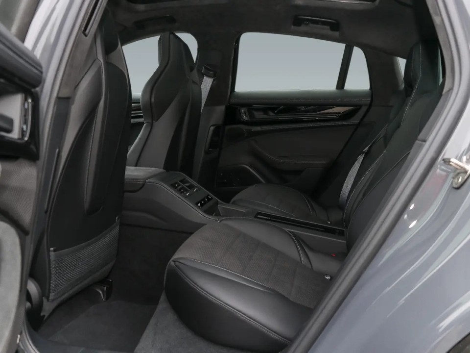 Porsche Panamera GTS - foto 20