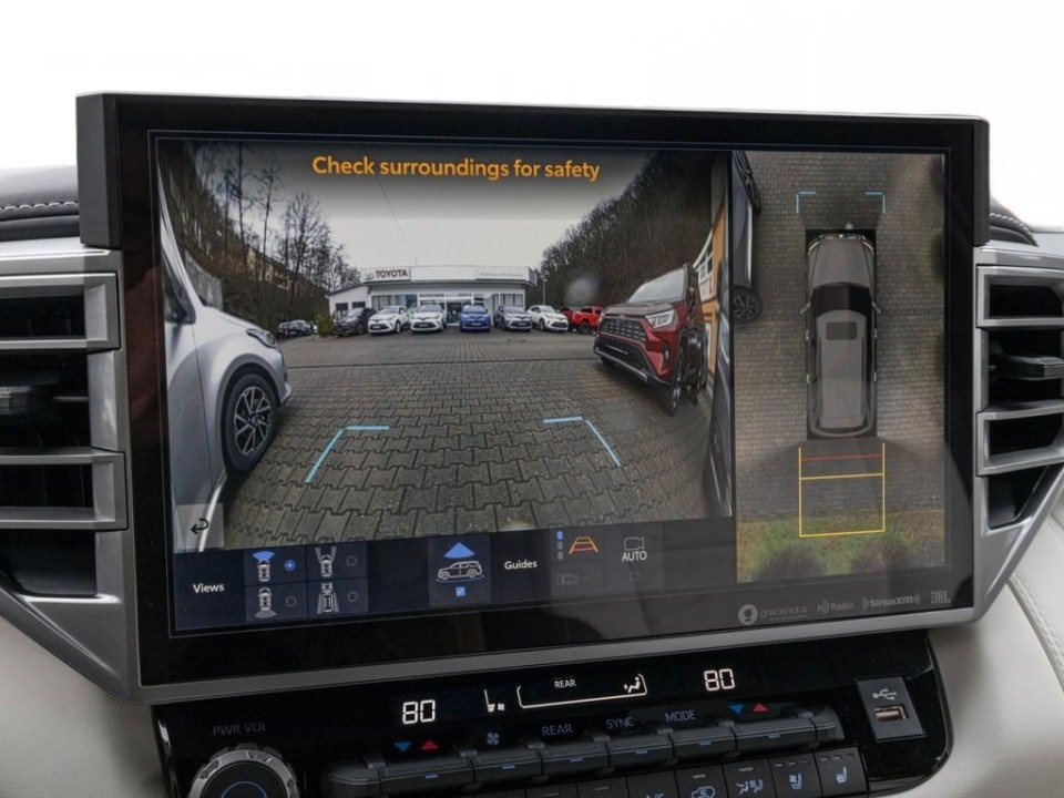 Toyota Sequoia - foto 9