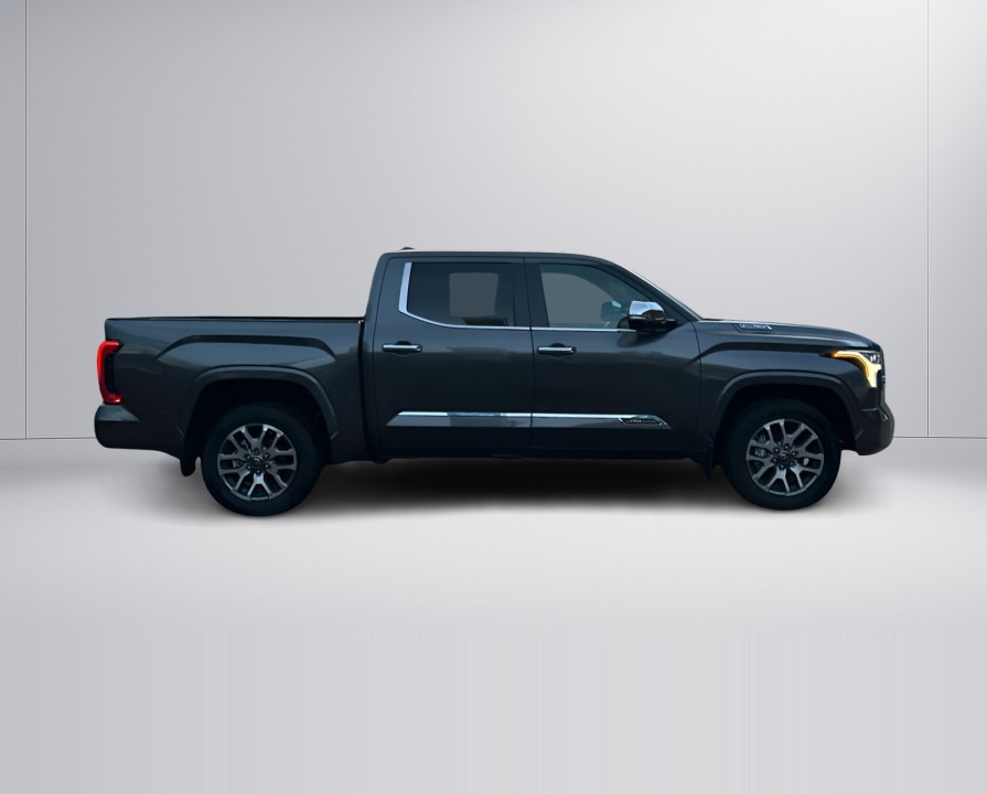 Toyota Tundra 1794 Edition (2)