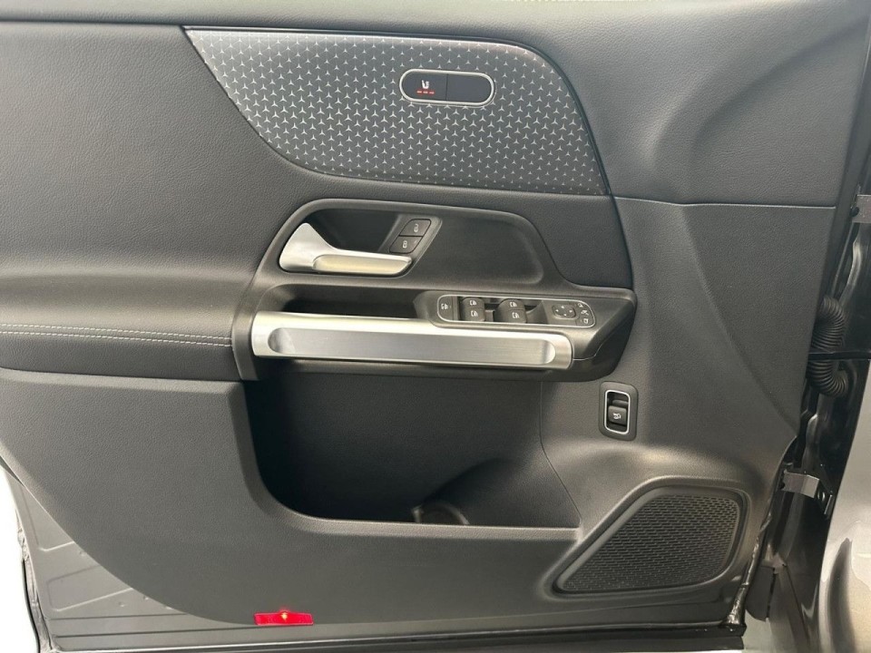 Mercedes-Benz GLB 200 - foto 16