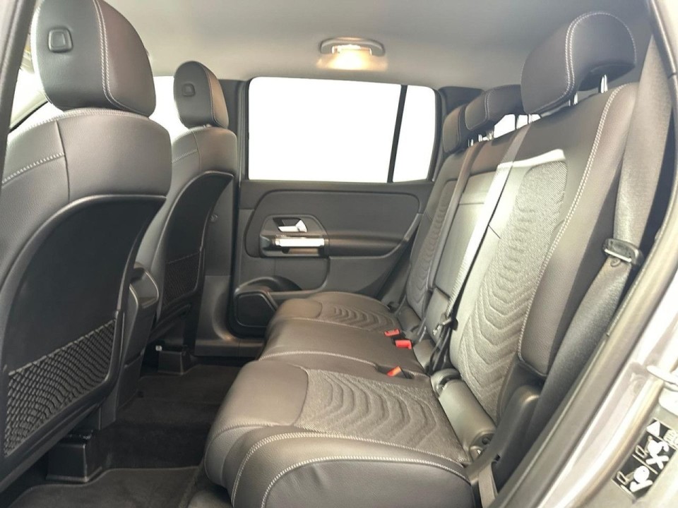 Mercedes-Benz GLB 200 - foto 15