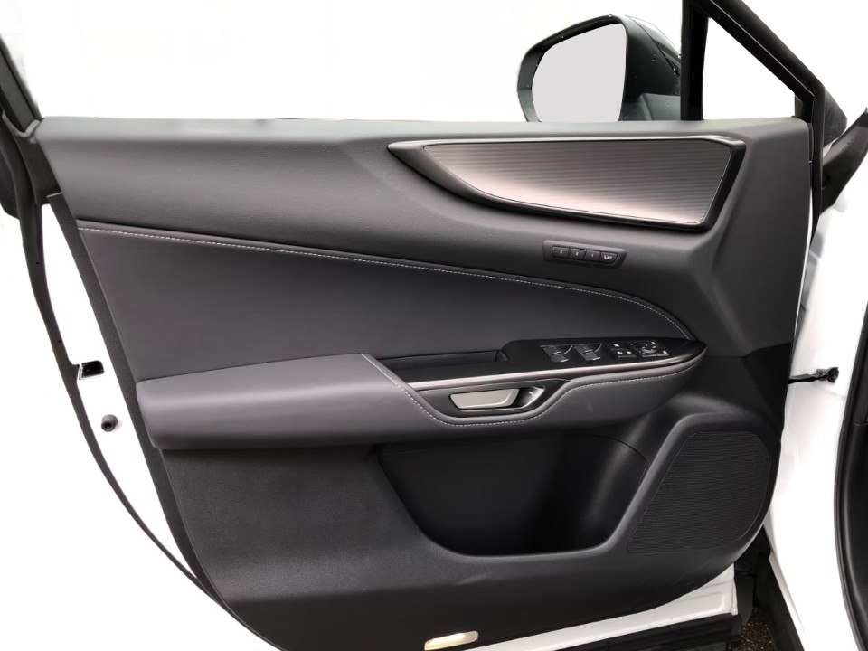 Lexus Seria NX 450h+ AWD F-Sport - foto 18