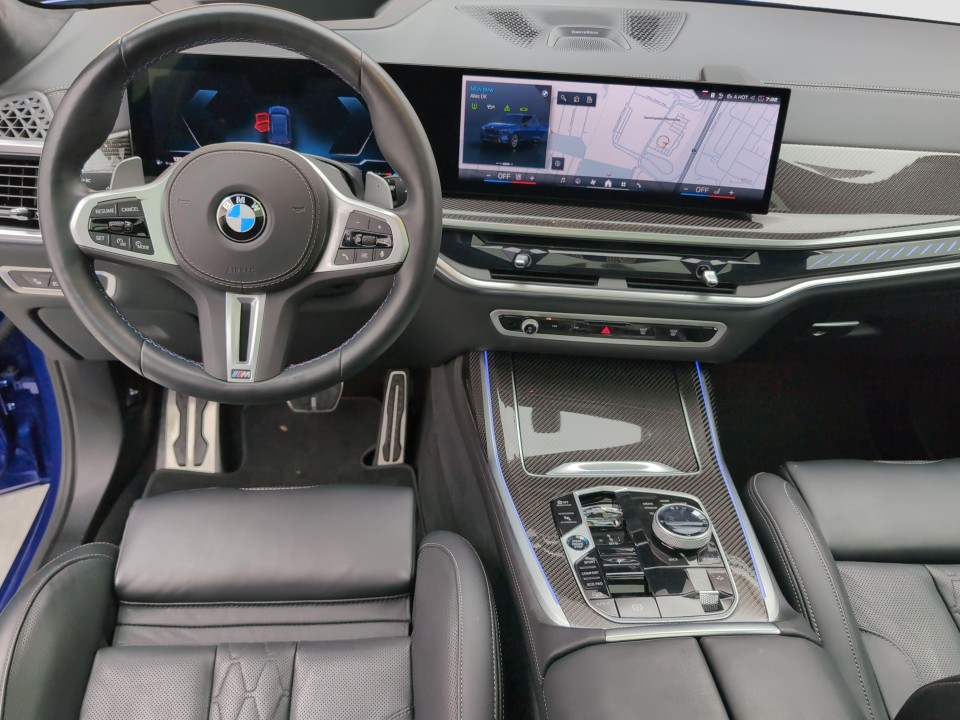 BMW X7 M60i - foto 7