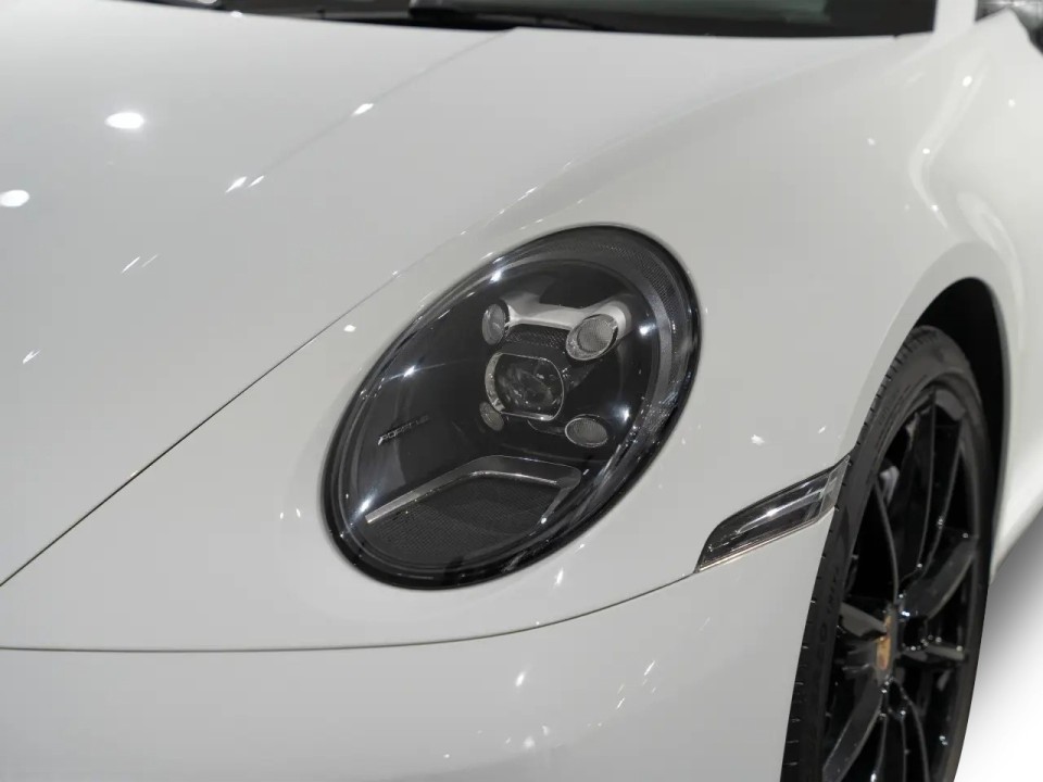 Porsche 911 Carrera Cabriolet - foto 27