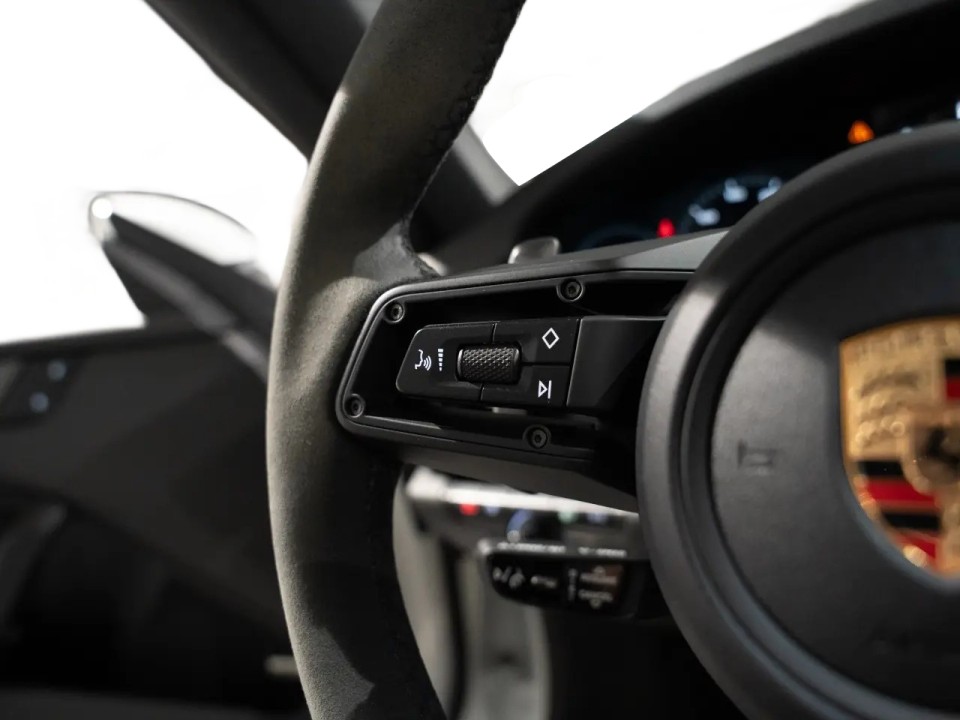 Porsche 911 Carrera Cabriolet - foto 9