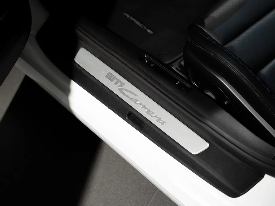 Porsche 911 Carrera Cabriolet - foto 26