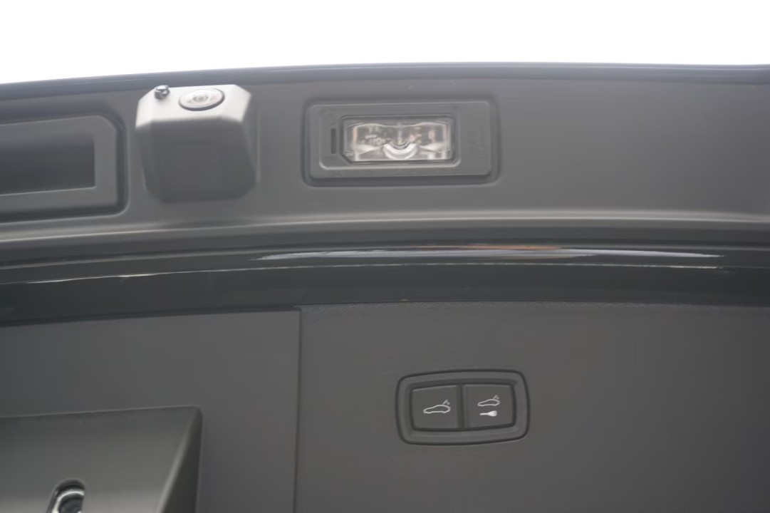 Porsche Cayenne Coupe E-Hybrid Black Edition - foto 32