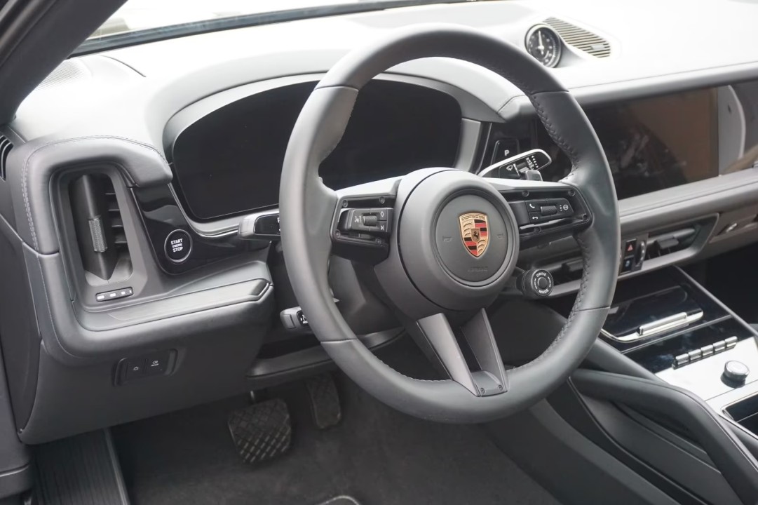 Porsche Cayenne Coupe E-Hybrid Black Edition - foto 19