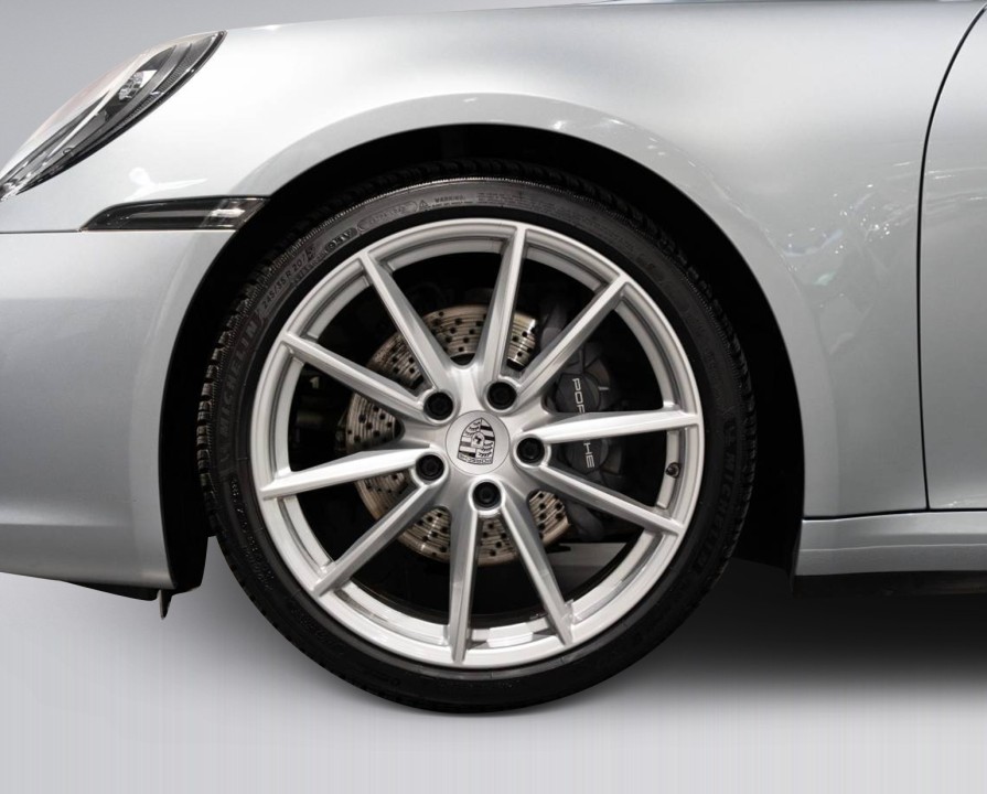 Porsche 911 Carrera - foto 23