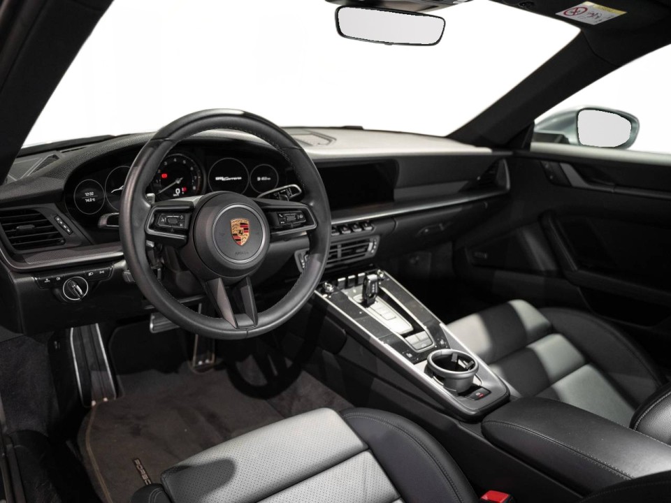 Porsche 911 Carrera - foto 8