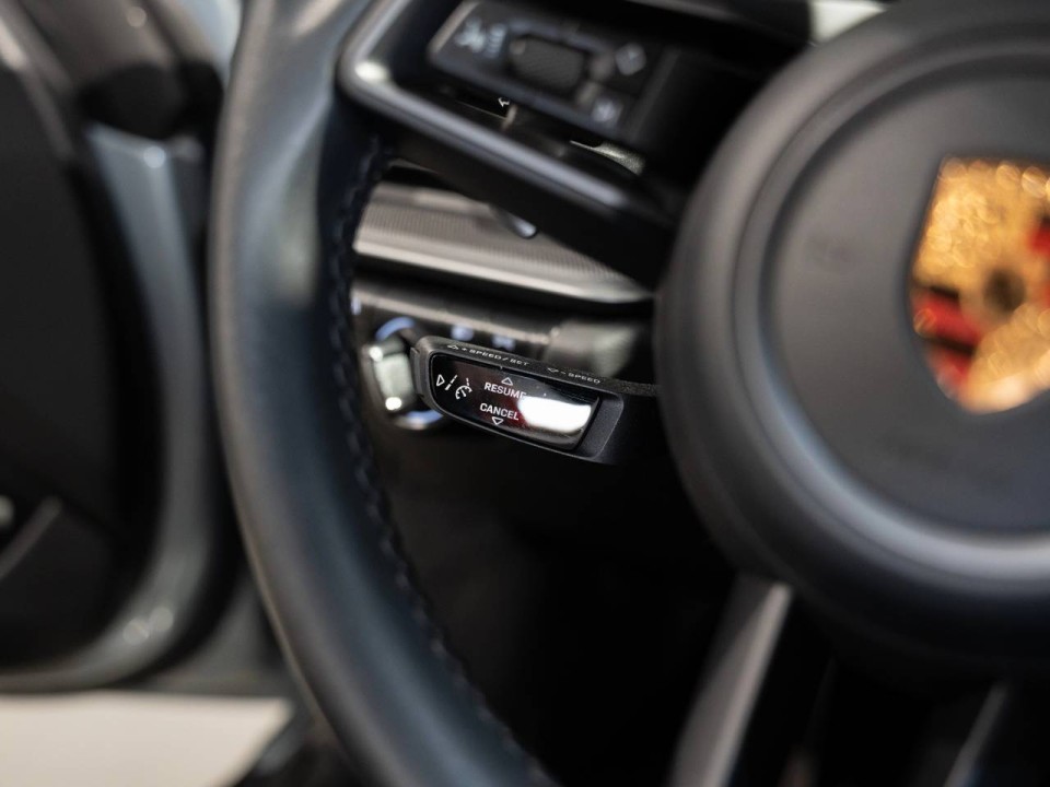 Porsche 911 Carrera - foto 12