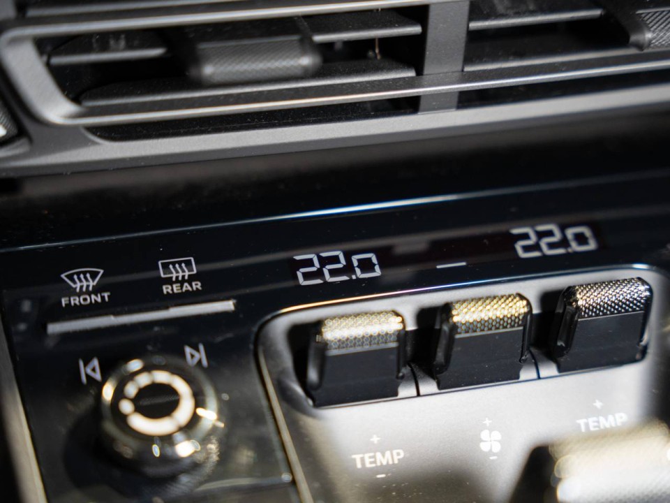 Porsche 911 Carrera - foto 17