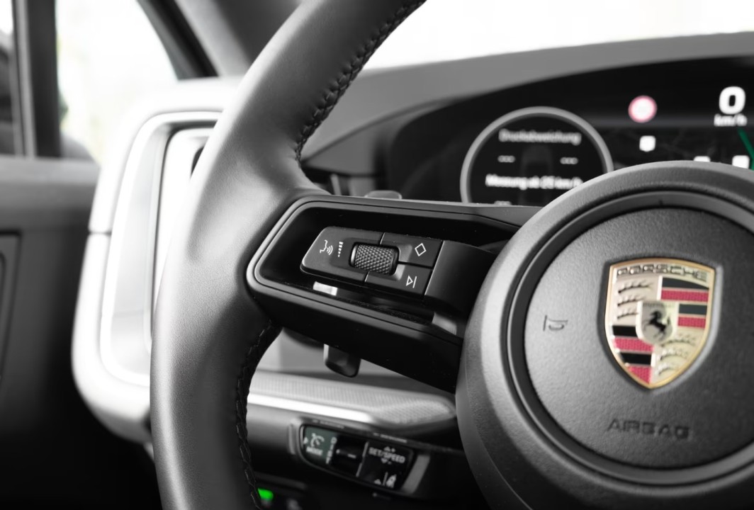 Porsche Cayenne Coupe E-Hybrid - foto 10