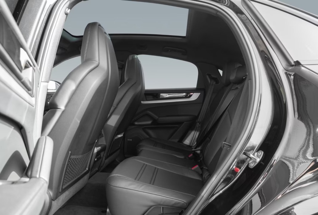 Porsche Cayenne Coupe E-Hybrid - foto 22