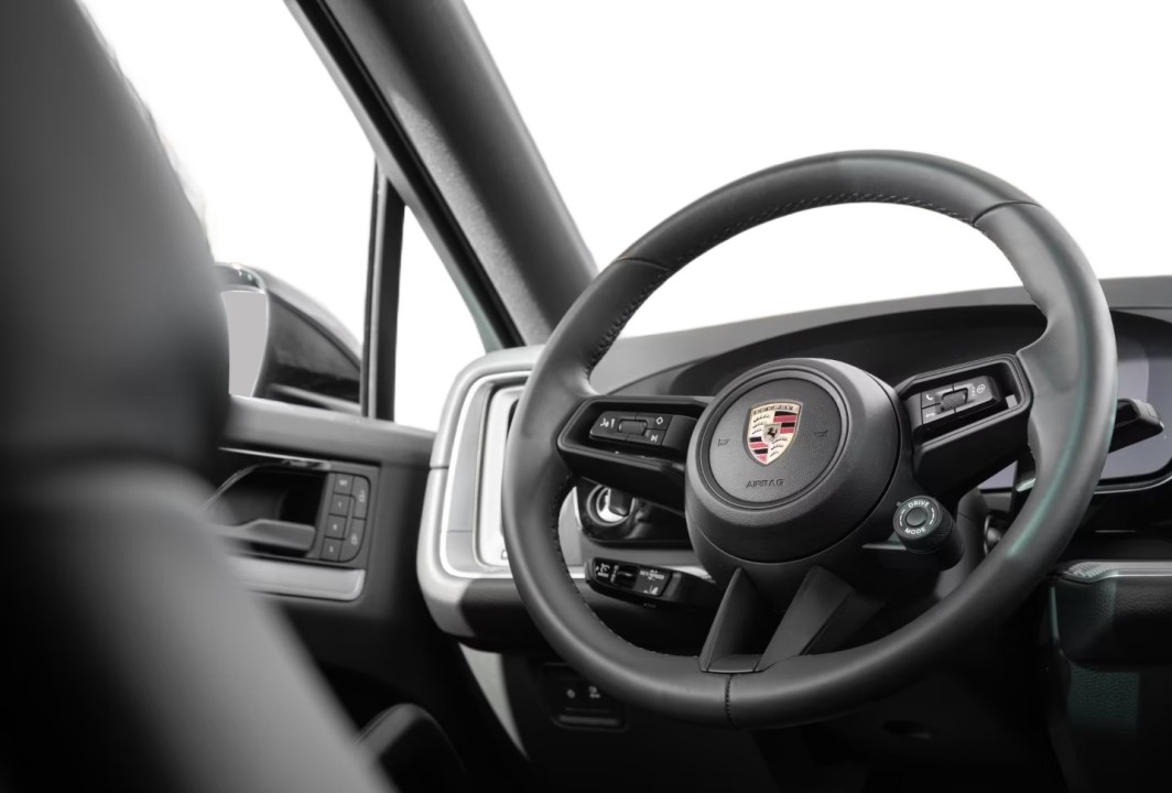 Porsche Cayenne Coupe E-Hybrid - foto 6