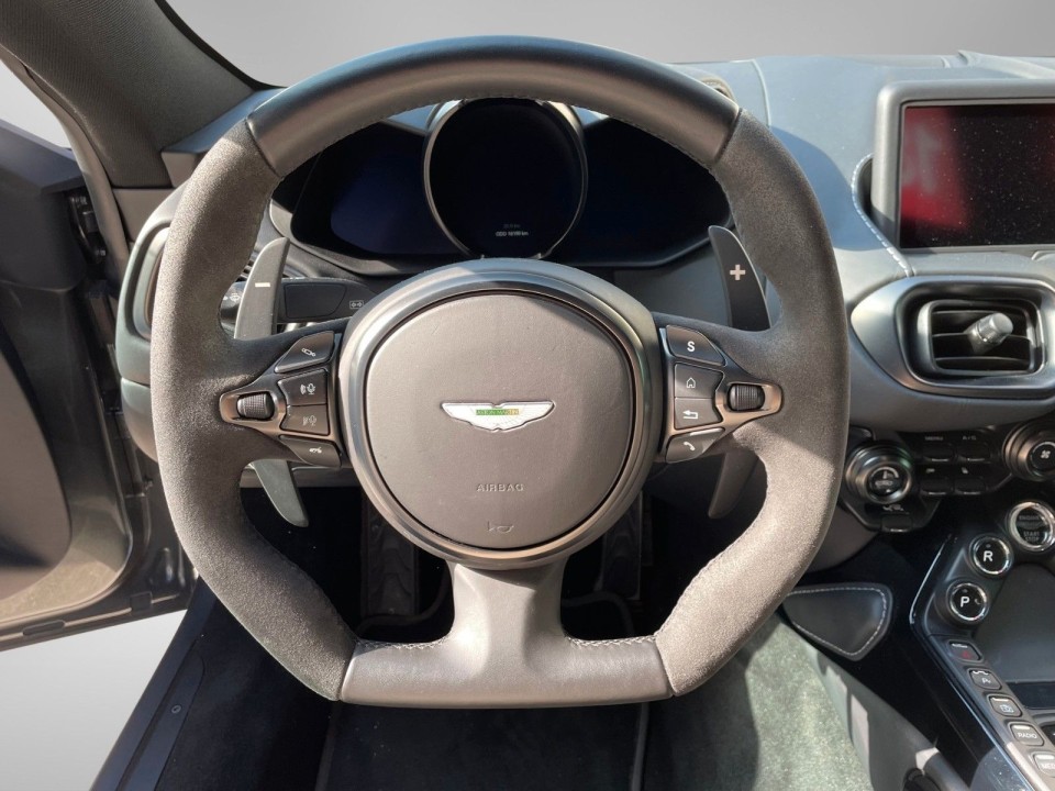 Aston Martin Vantage V8 - foto 8