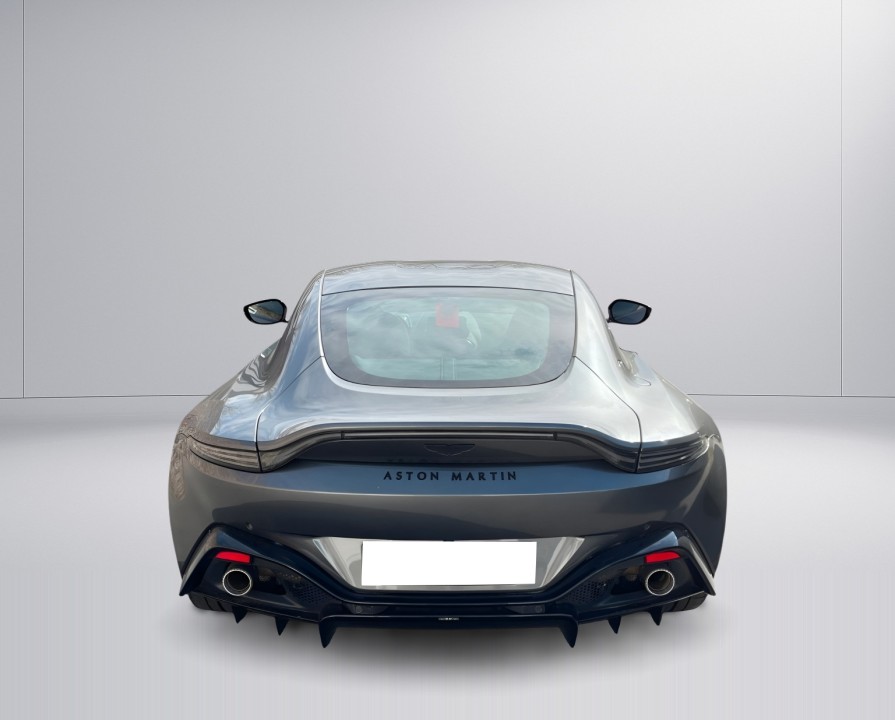 Aston Martin Vantage V8 (3)