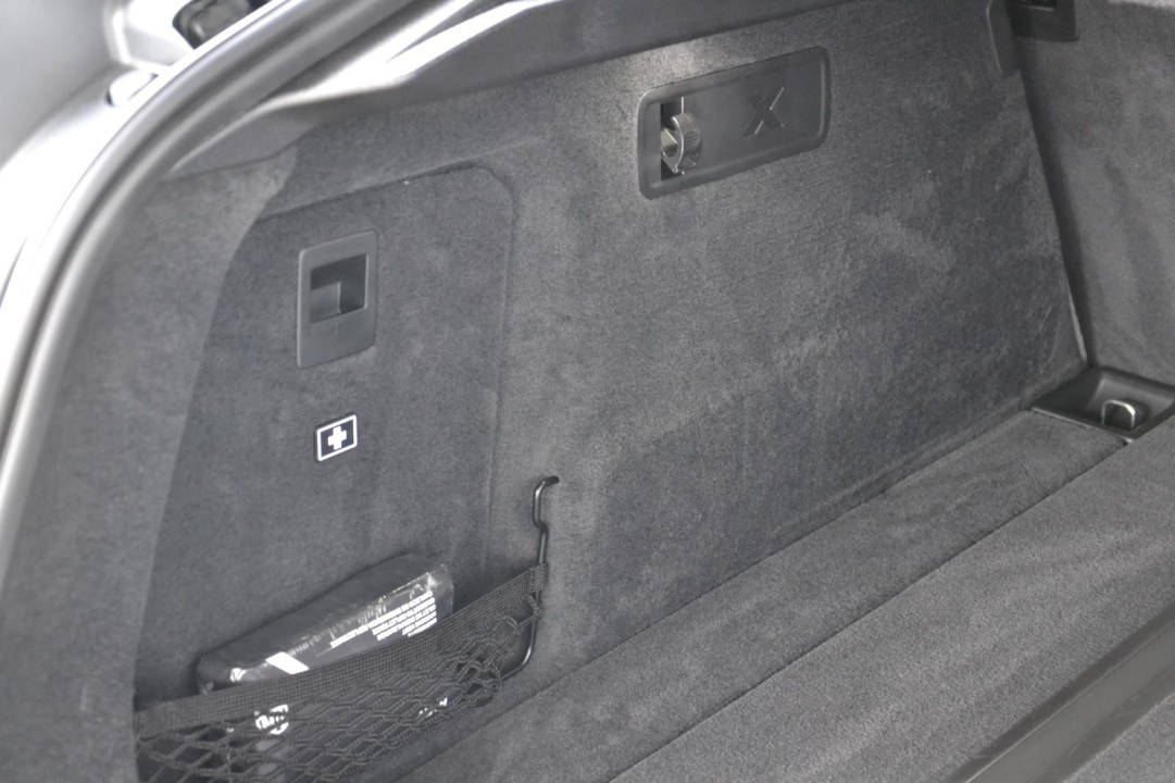 BMW X6 M Competition - foto 31