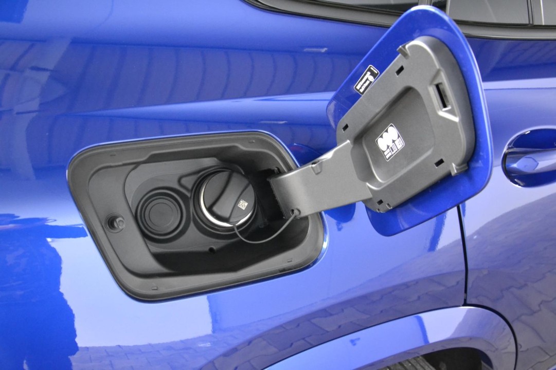 BMW X6 M Competition - foto 32