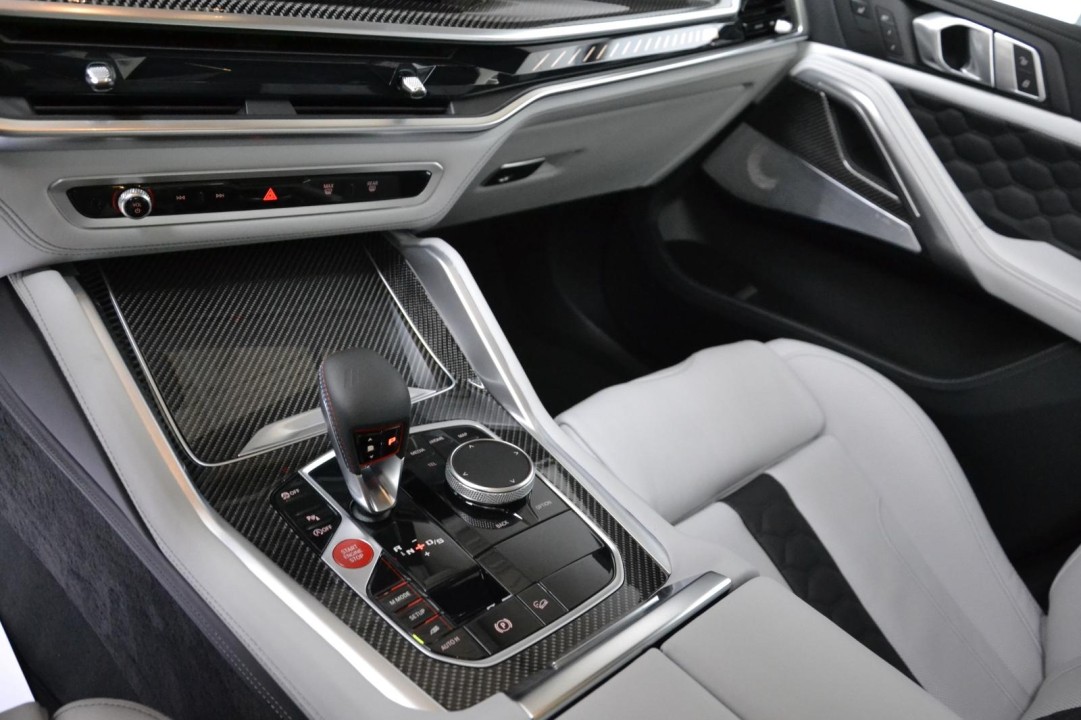 BMW X6 M Competition - foto 28