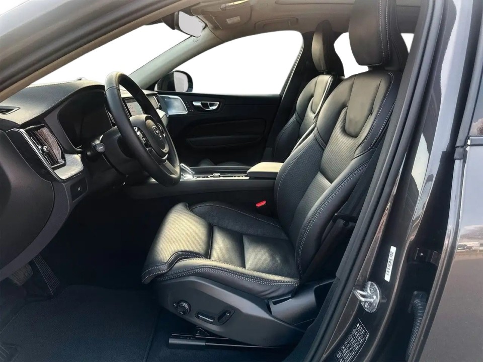 Volvo XC 60 B5 AWD Ultra Dark (4)