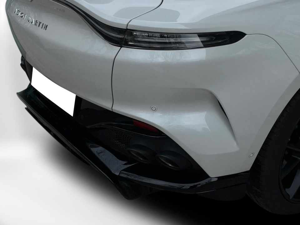 Aston Martin DBX - foto 28