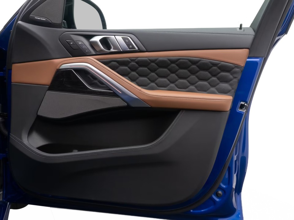 BMW X6 M Competition - foto 32