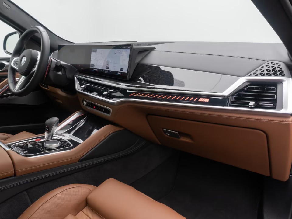 BMW X6 M Competition - foto 25