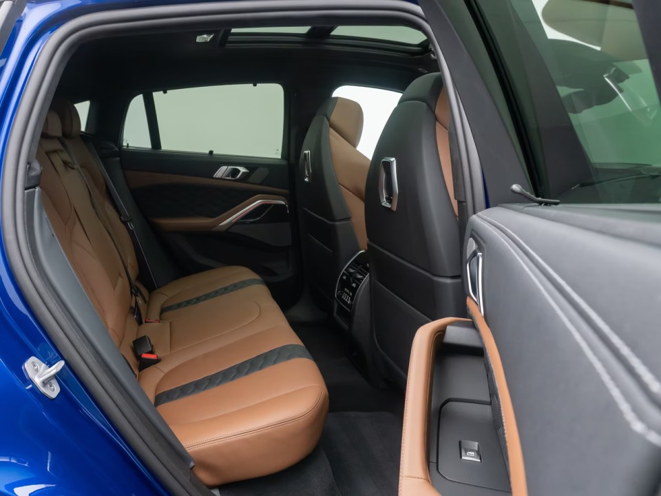 BMW X6 M Competition - foto 14