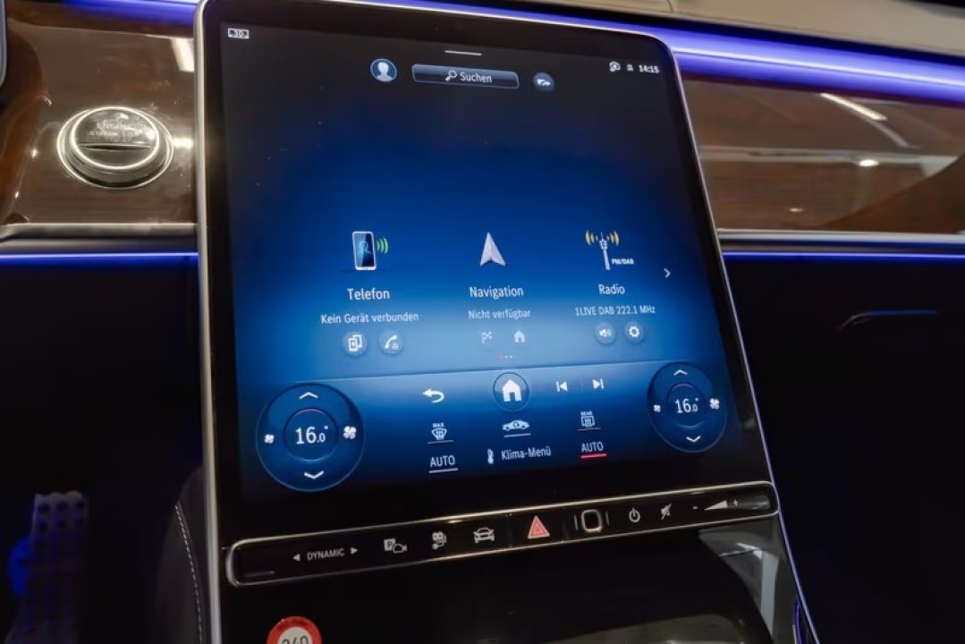 Mercedes-Benz S 450e - foto 12