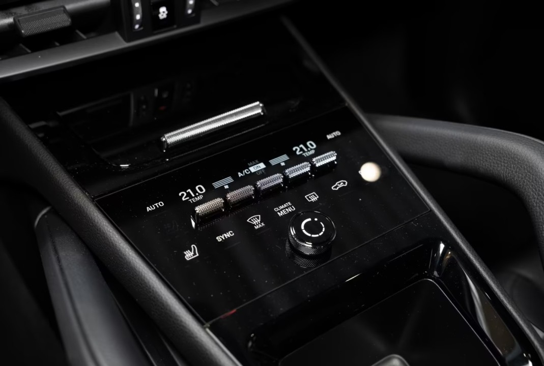 Porsche Cayenne Coupe E-Hybrid - foto 15