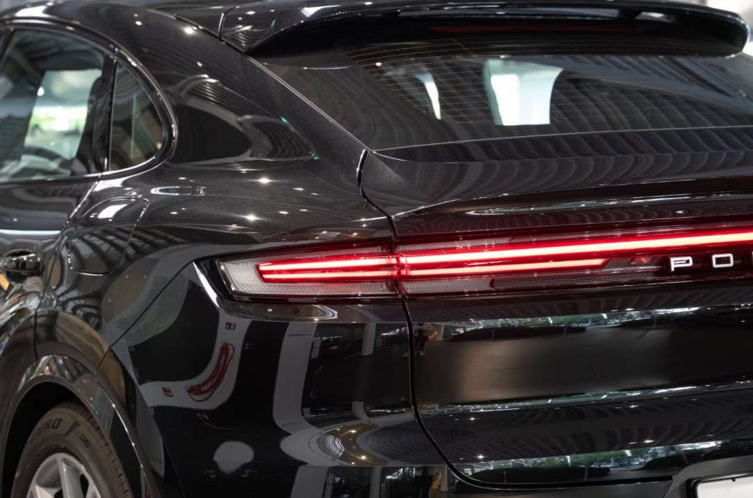 Porsche Cayenne Coupe E-Hybrid - foto 28