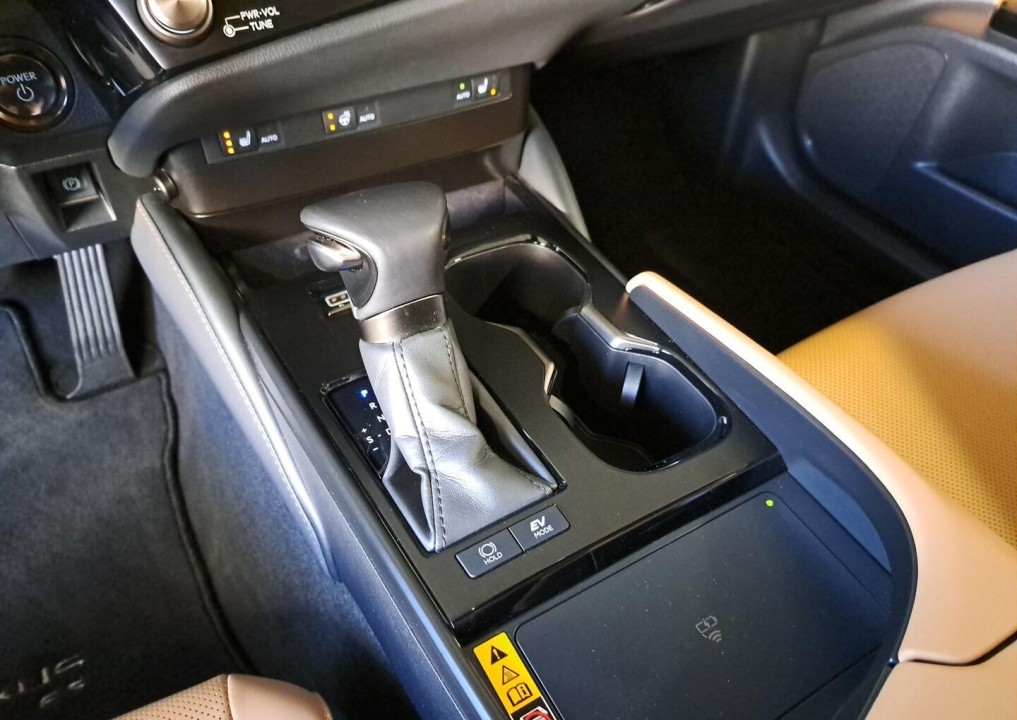 Lexus Seria ES Lexus ES 300h Business Edition - foto 24