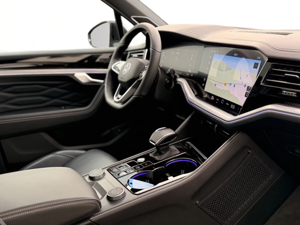 Volkswagen Touareg V6 TDI R-Line - foto 28