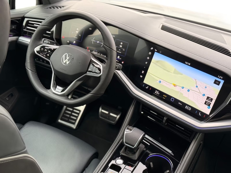 Volkswagen Touareg V6 TDI R-Line - foto 30