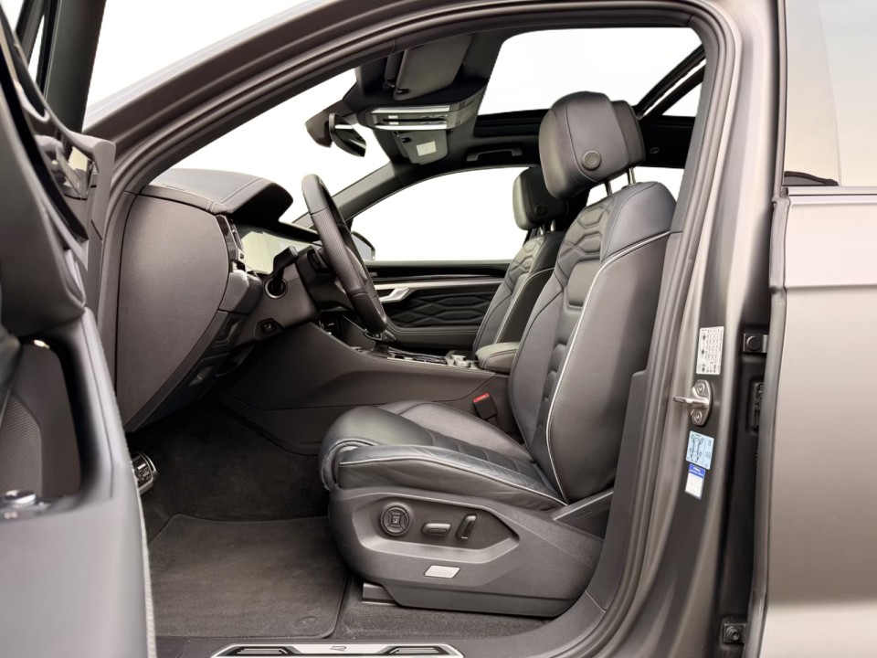 Volkswagen Touareg V6 TDI R-Line - foto 20