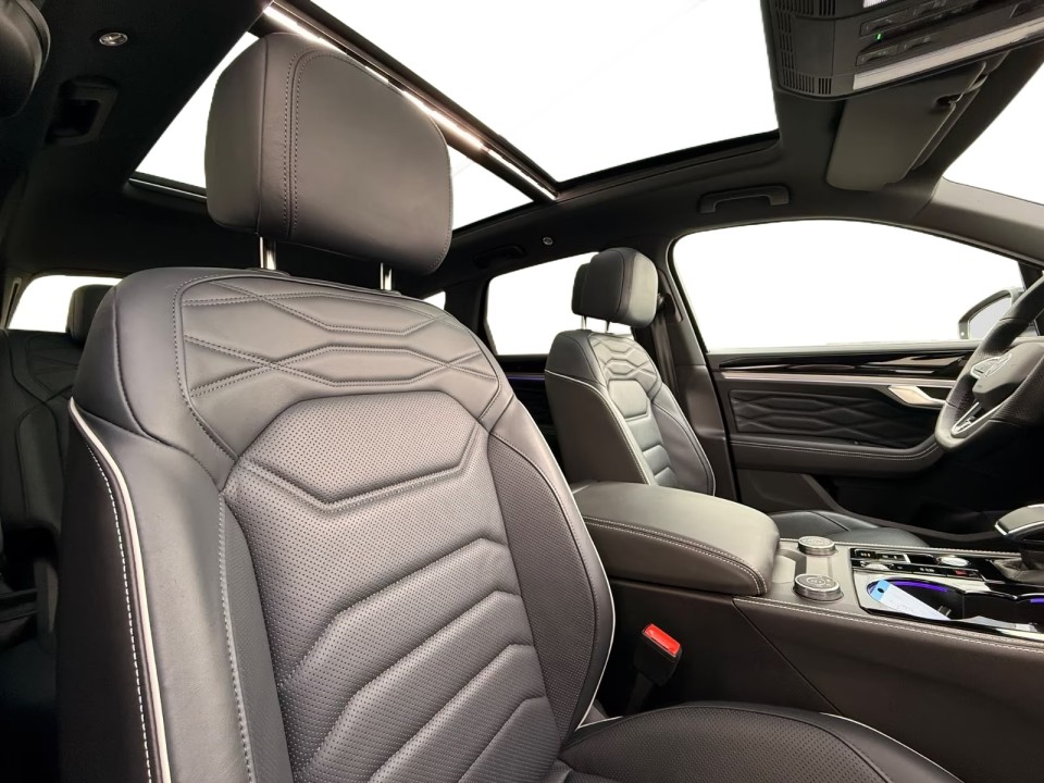 Volkswagen Touareg V6 TDI R-Line - foto 22